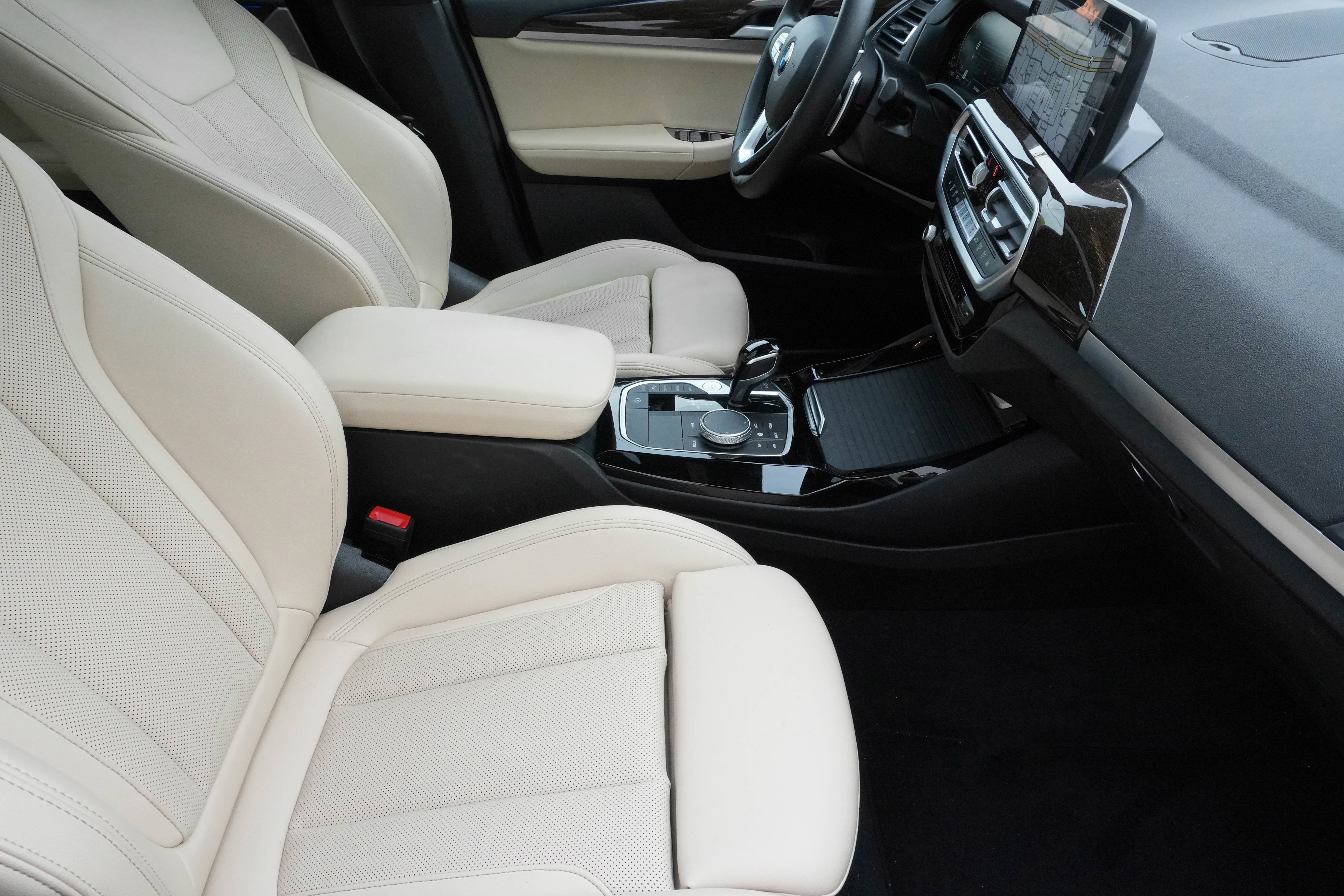 Certified 2023 BMW X3 xDrive30i w/ Premium Package AWD/4WD image 13