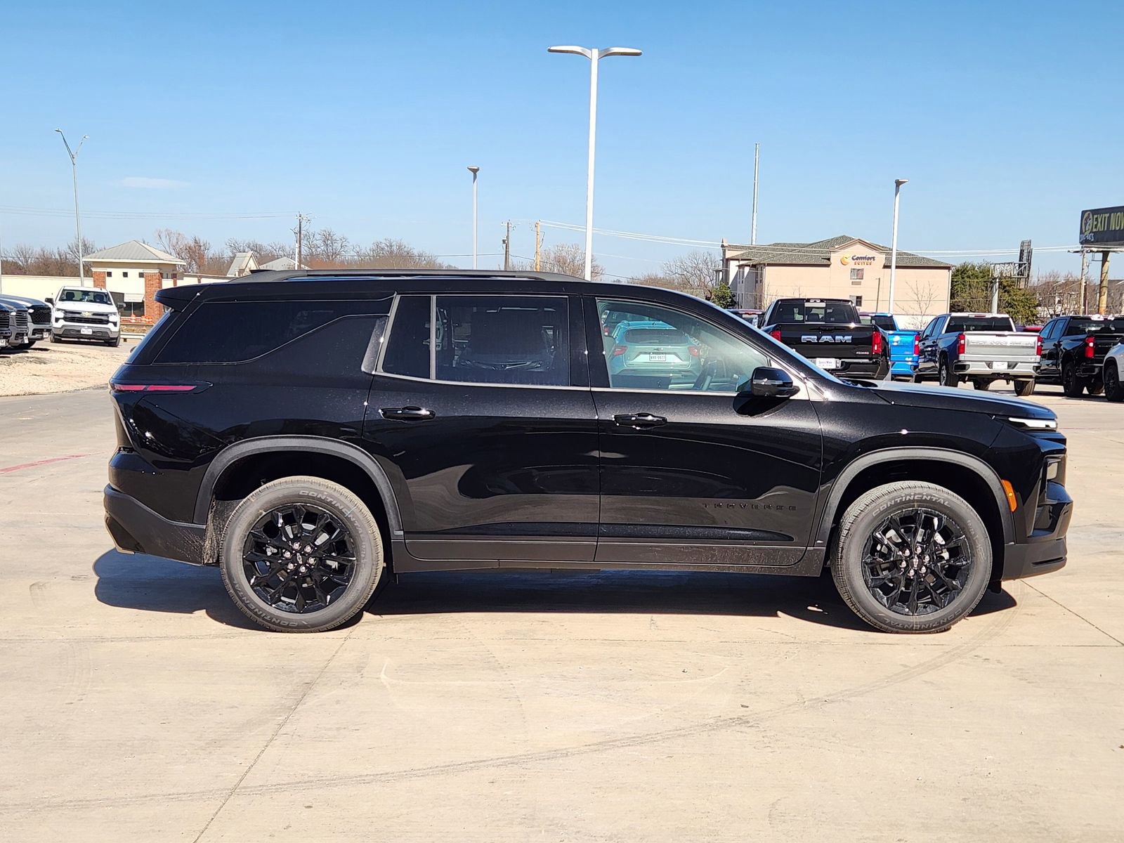 New 2026 Chevrolet Traverse LT w/ Midnight/Sport Edition image 6