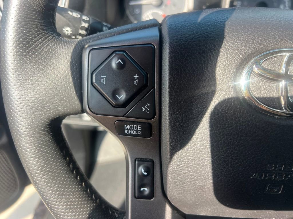 Used 2021 Toyota Tacoma TRD Off-Road image 18