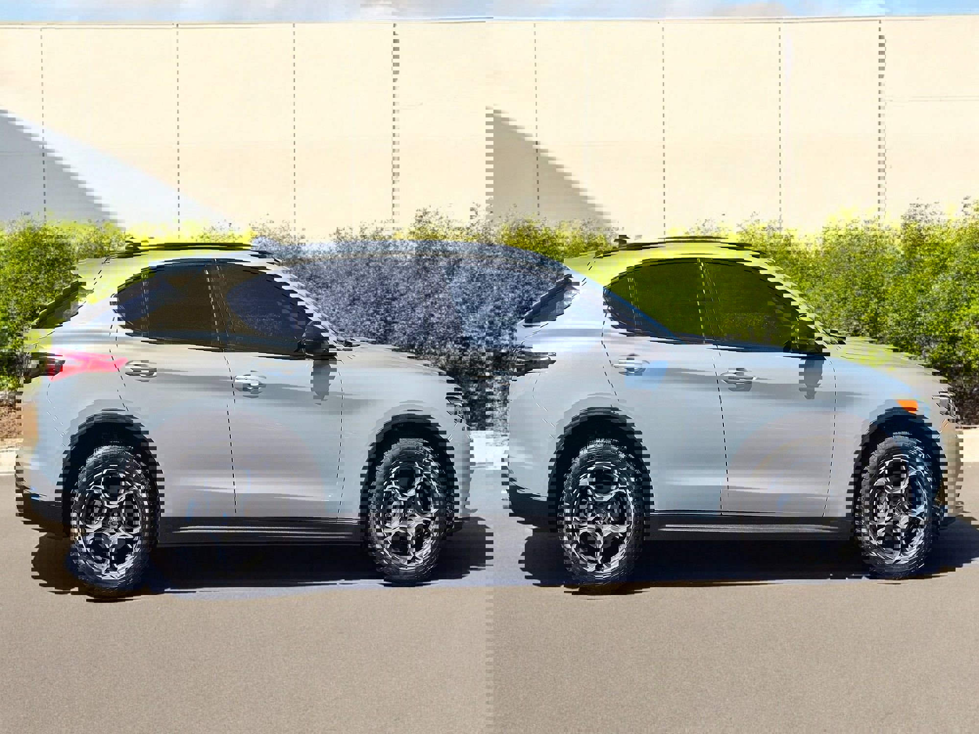 Used 2021 Alfa Romeo Stelvio Sprint w/ Nero Edizione image 10