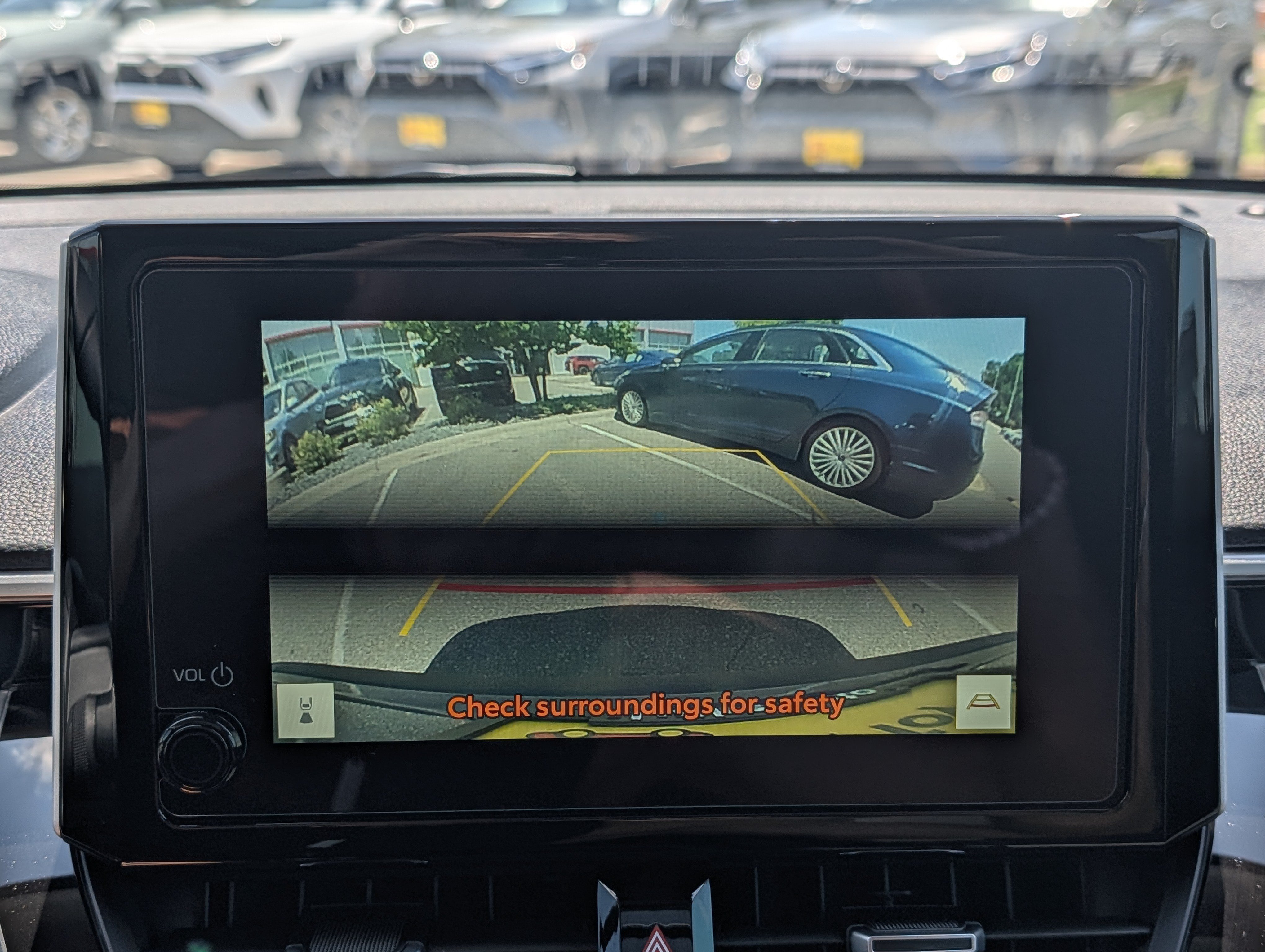 Certified 2025 Toyota Corolla Cross XLE w/ Convenience Package AWD/4WD image 33