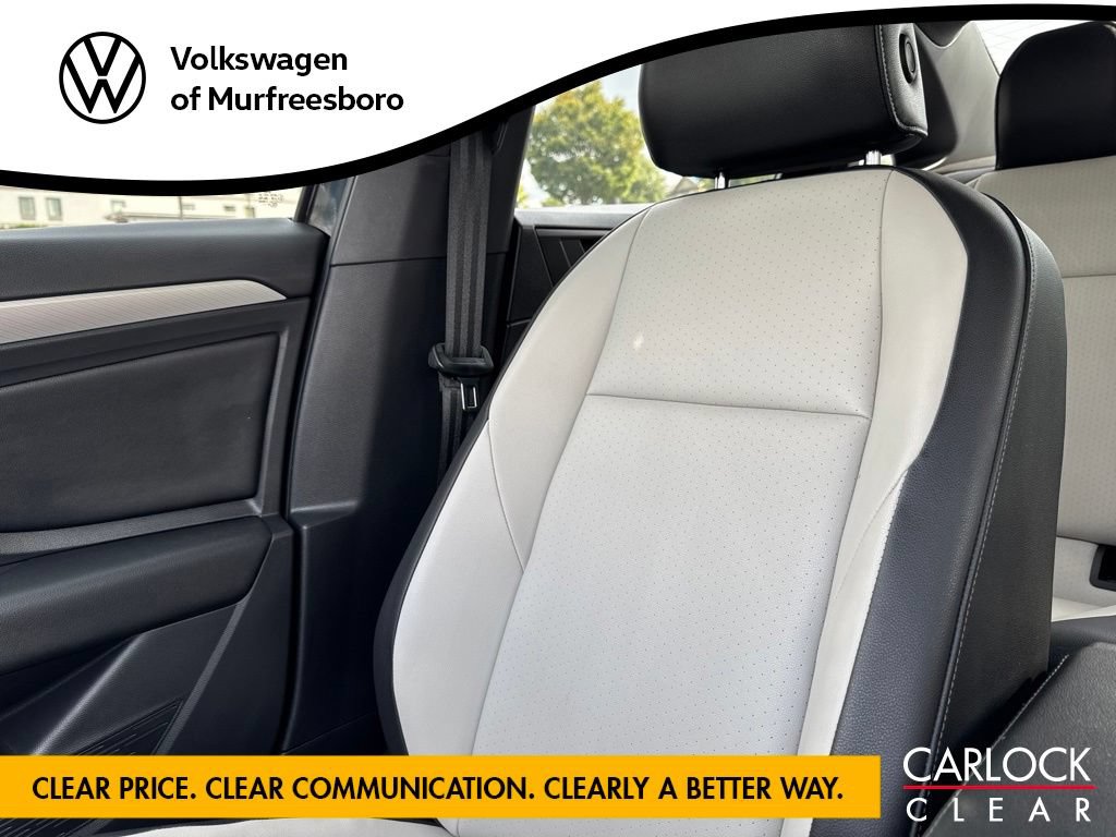 Certified 2021 Volkswagen Jetta R-Line FWD image 25
