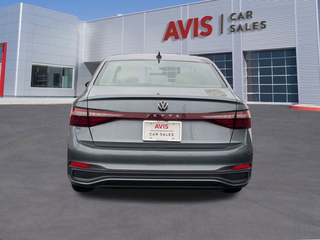 Used 2025 Volkswagen Jetta Sport image 5