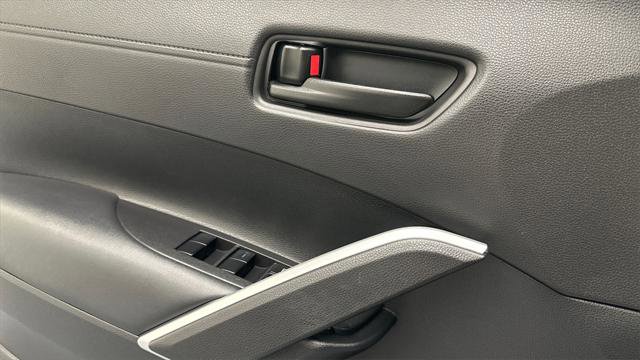 Certified 2022 Toyota Corolla Cross LE image 19