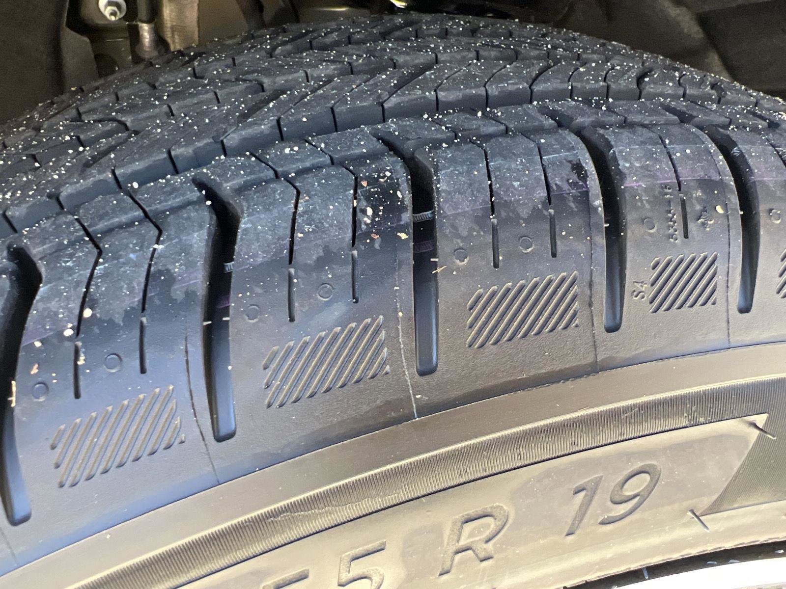 New 2026 Chevrolet Equinox EV LT image 31