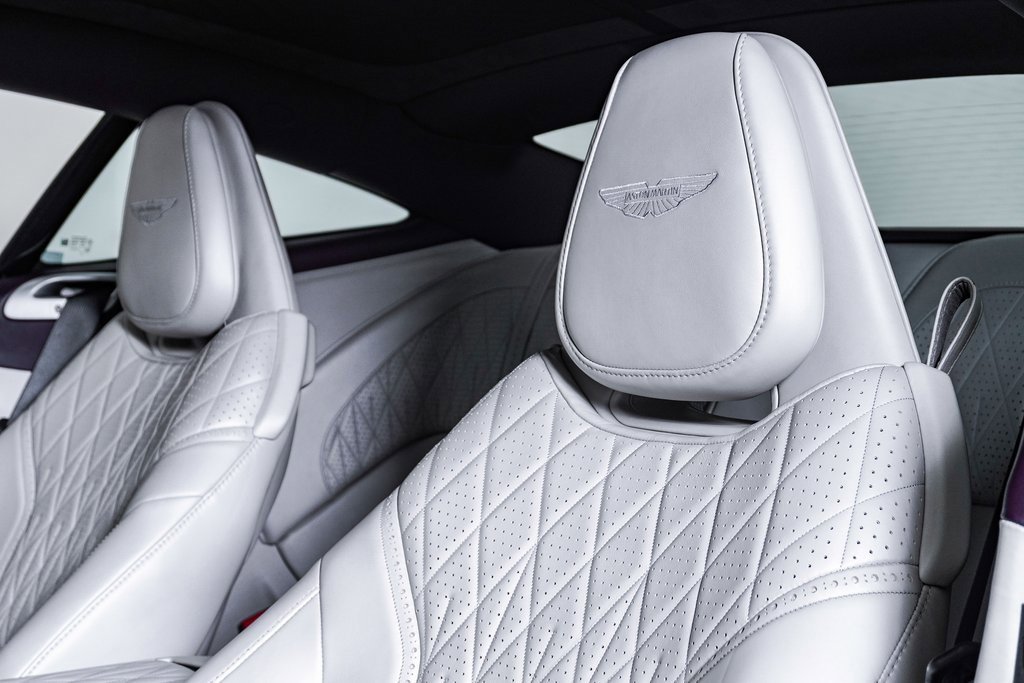 Used 2024 Aston Martin DB12 Coupe image 5