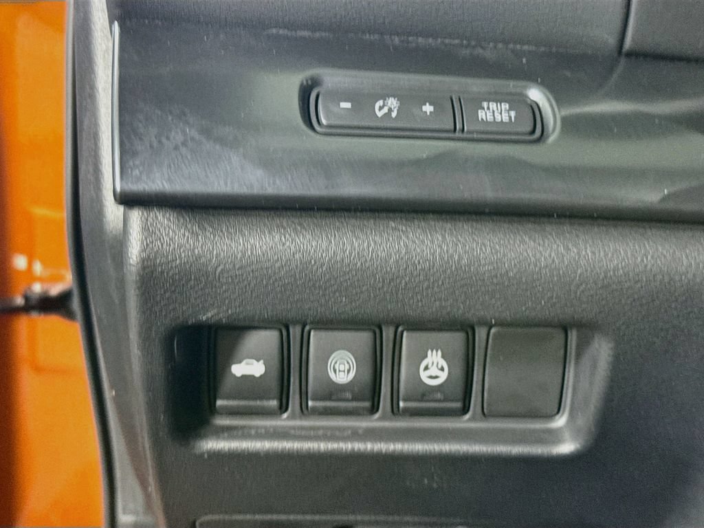Used 2021 Nissan Maxima SR w/ Sport Mat Group FWD image 19