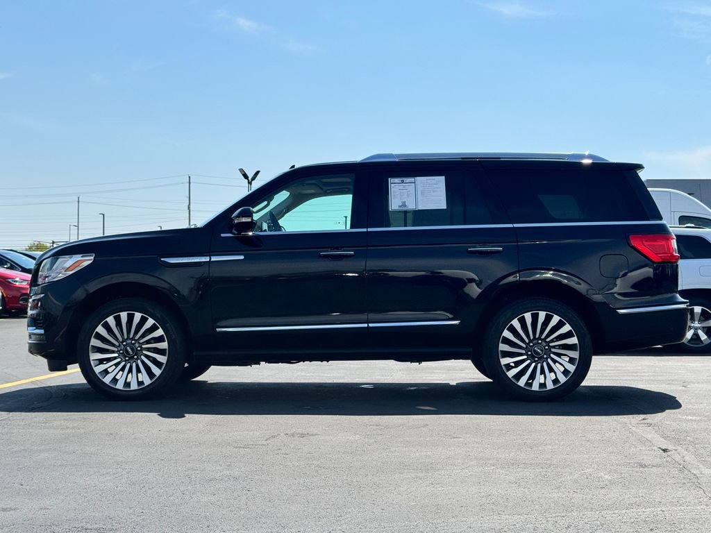 Used 2021 Lincoln Navigator Reserve w/ Luxury Package image 9