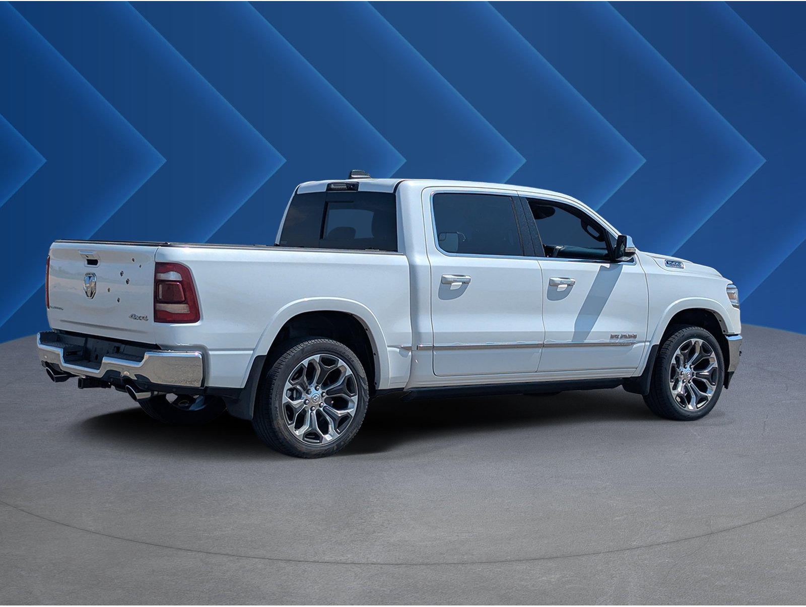 Used 2022 RAM 1500 Limited AWD/4WD image 3
