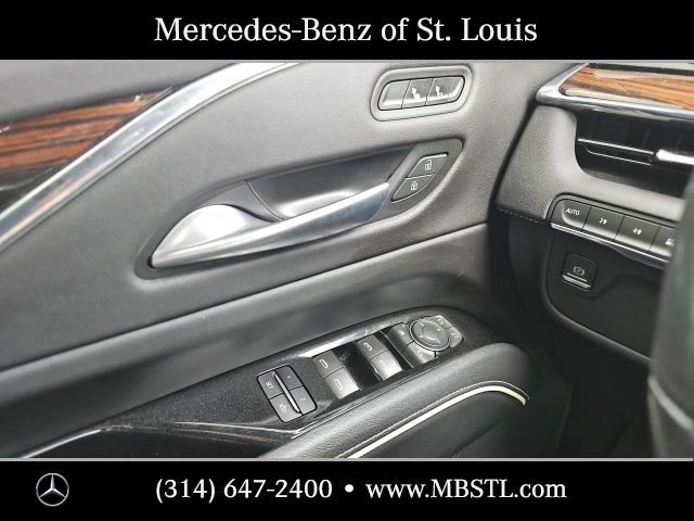 Used 2023 Cadillac Escalade Luxury image 15