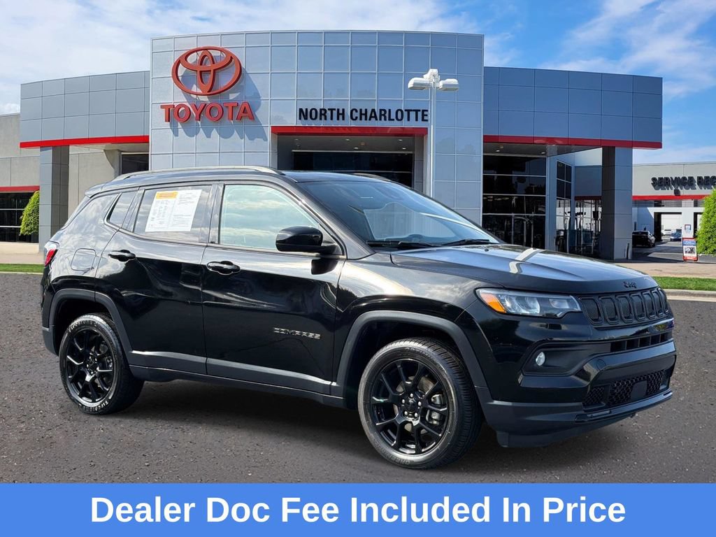 Used 2022 Jeep Compass Latitude w/ Sun and Sound Group AWD/4WD 360° Tour