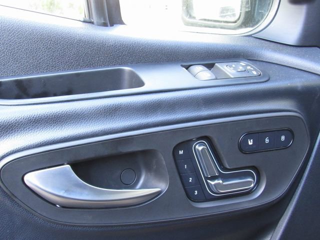 Used 2024 Mercedes-Benz Sprinter 3500 image 13