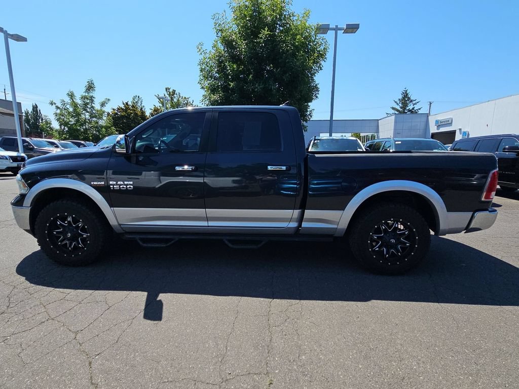 Used 2015 RAM 1500 Laramie w/ Convenience Group AWD/4WD image 4