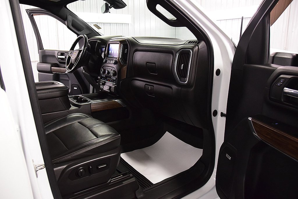Used 2021 Chevrolet Silverado 2500 High Country w/ Z71 Off-Road Package image 33