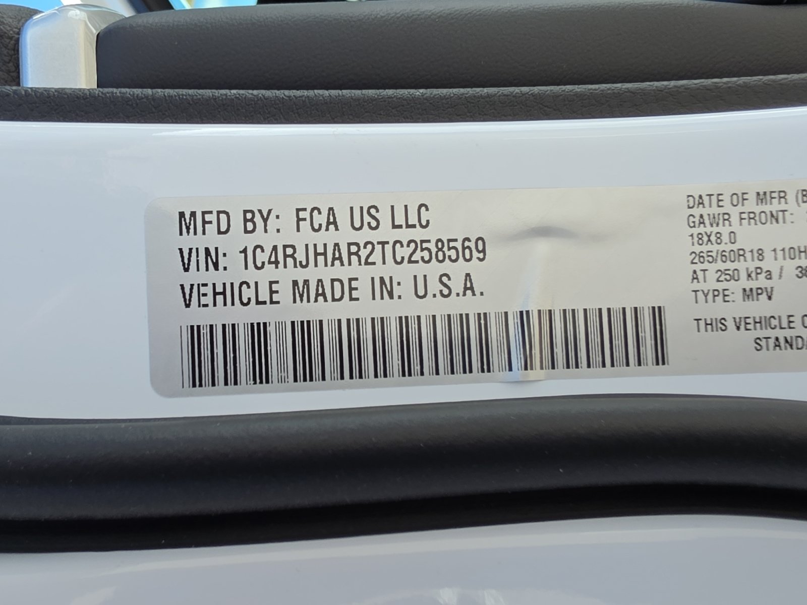 Used 2026 Jeep Grand Cherokee Altitude AWD/4WD image 37