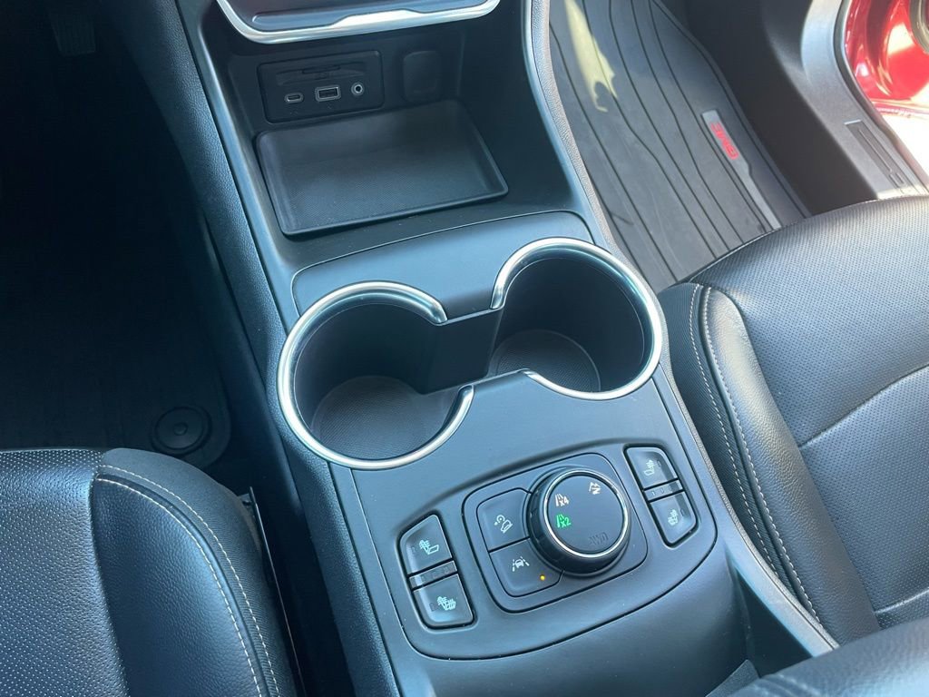 Used 2018 GMC Terrain SLT w/ Preferred Package image 14