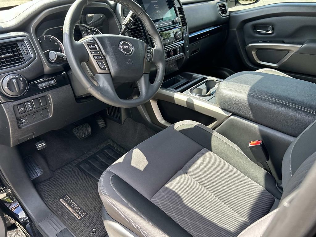 Certified 2024 Nissan Titan SV w/ SV Bronze Edition Package RWD image 15