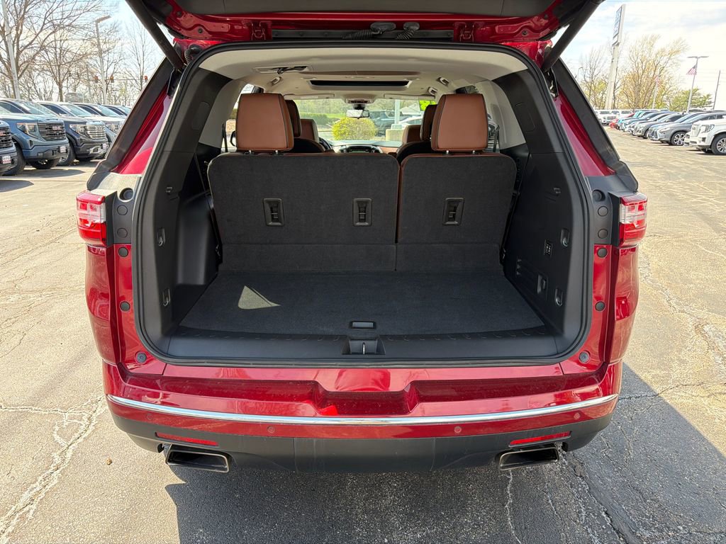 Used 2018 Chevrolet Traverse High Country image 8