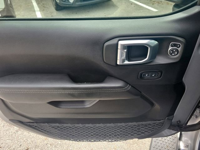 Used 2021 Jeep Wrangler Unlimited Sahara w/ Cold Weather Group image 15