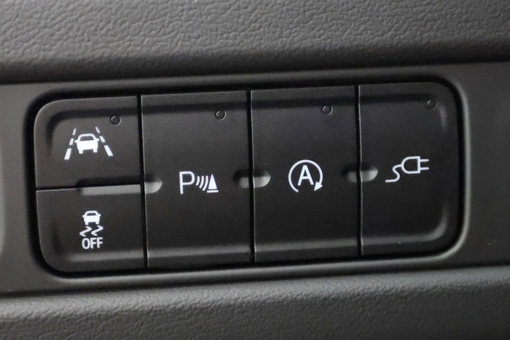 Used 2021 Chevrolet Tahoe LT w/ LT Signature Package RWD image 29