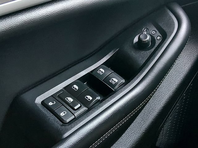 Used 2024 Jeep Grand Cherokee Limited AWD/4WD image 24