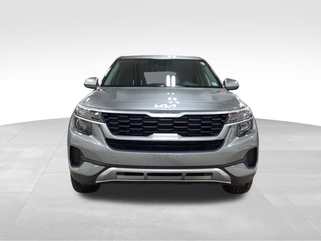 Certified 2023 Kia Seltos LX image 12