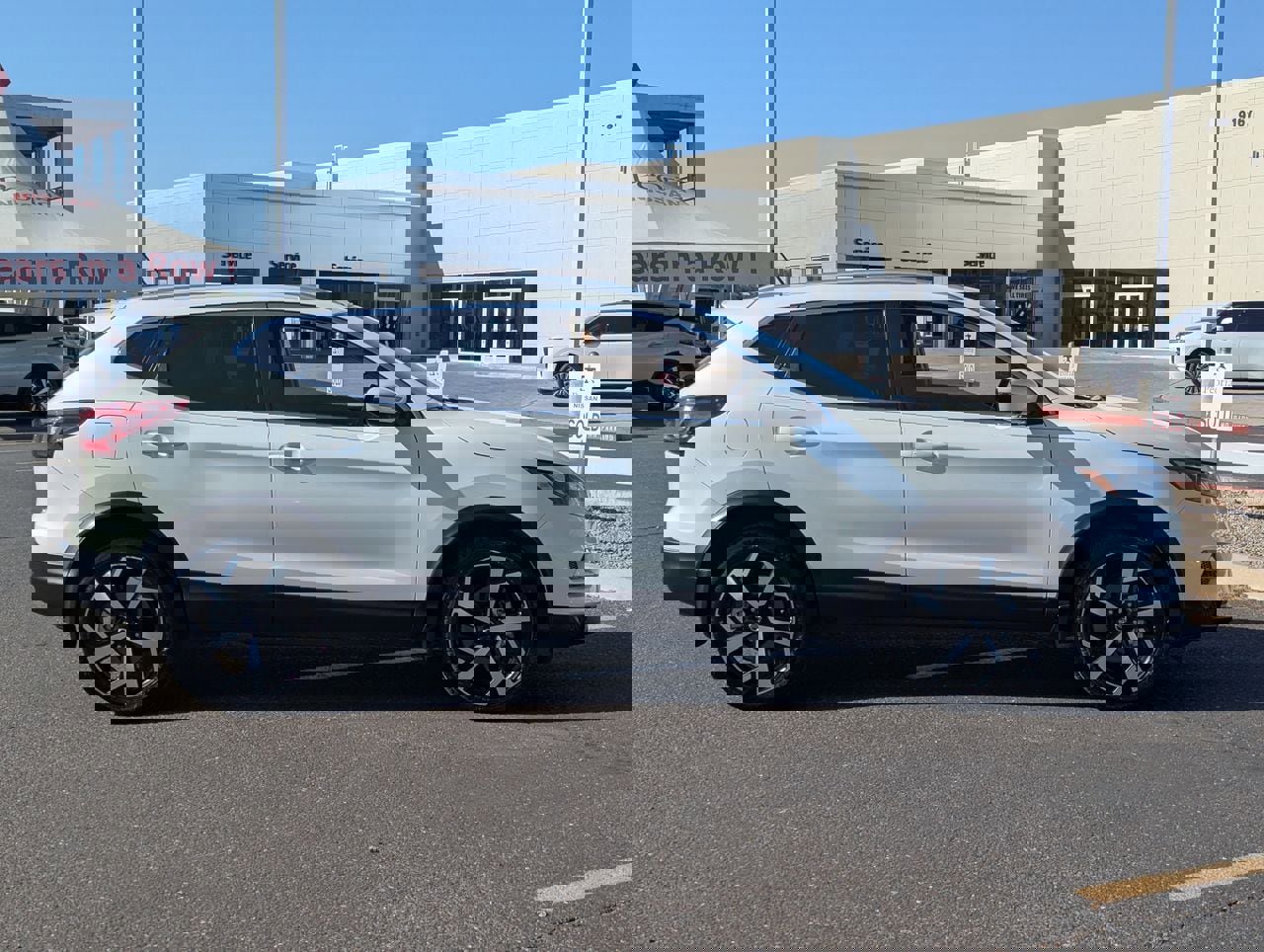 Certified 2022 Nissan Rogue Sport SL image 9