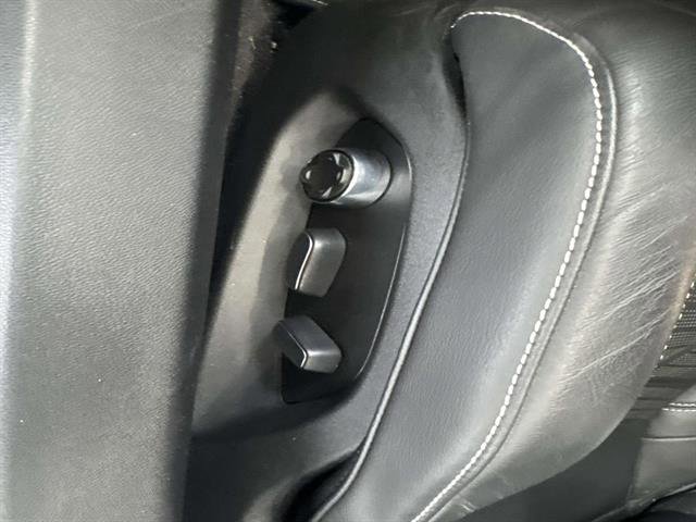 Used 2023 Chevrolet Corvette Stingray Premium Conv w/ Battery Protection Package image 10