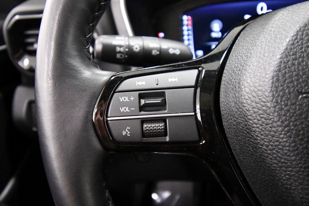 Certified 2025 Honda Pilot Elite image 21