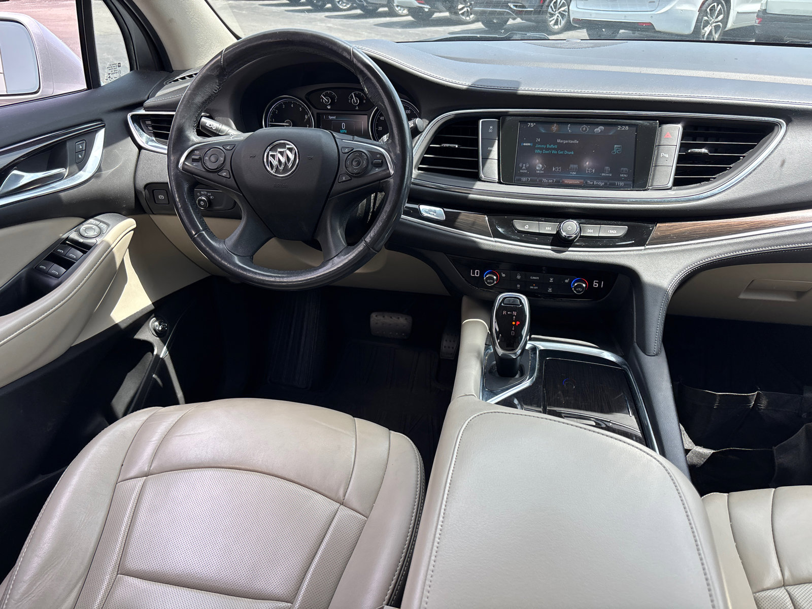 Used 2019 Buick Enclave Essence AWD/4WD image 28