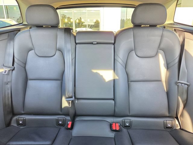 Certified 2023 Volvo XC60 B5 Plus FWD image 13