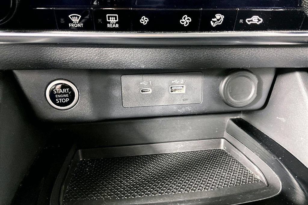 Used 2023 Nissan Rogue SV AWD/4WD image 33