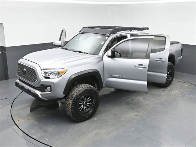 Used 2021 Toyota Tacoma TRD Off-Road image 54