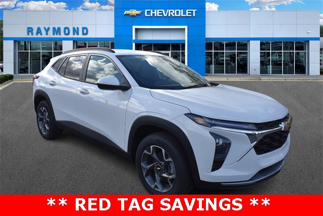 New 2025 Chevrolet Trax LT w/ Driver Confidence Package