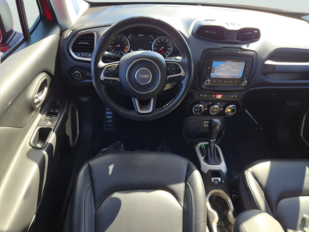 Used 2017 Jeep Renegade Limited FWD image 23