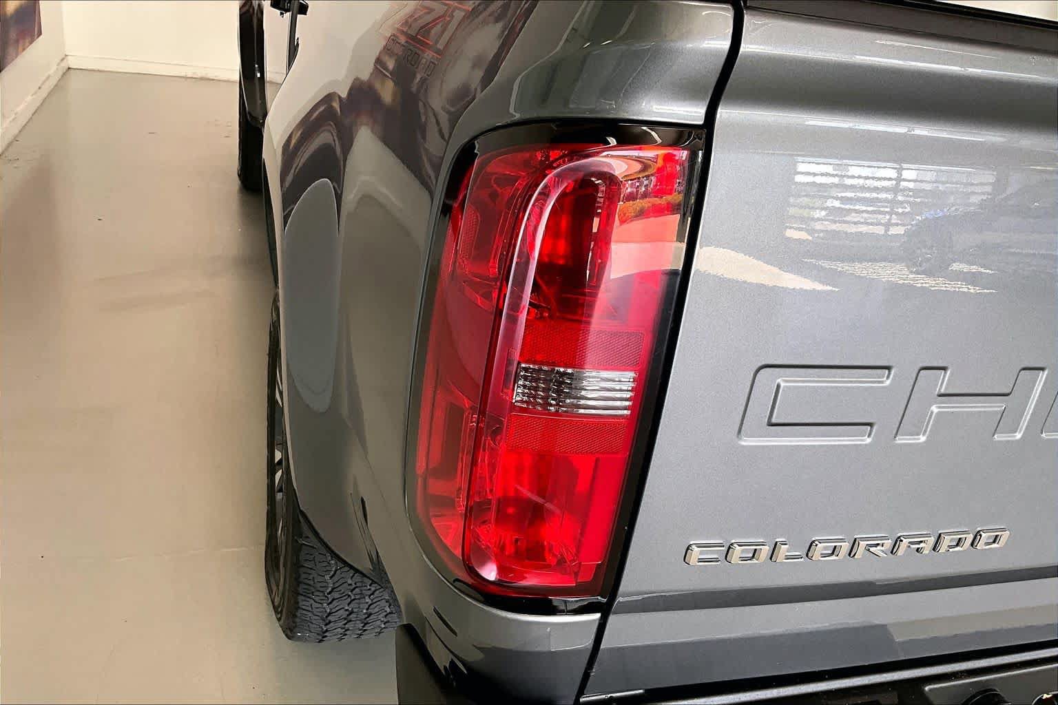 Used 2021 Chevrolet Colorado Z71 AWD/4WD image 29