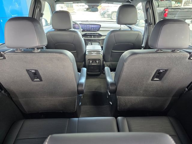 Used 2025 Buick Enclave Sport Touring image 14