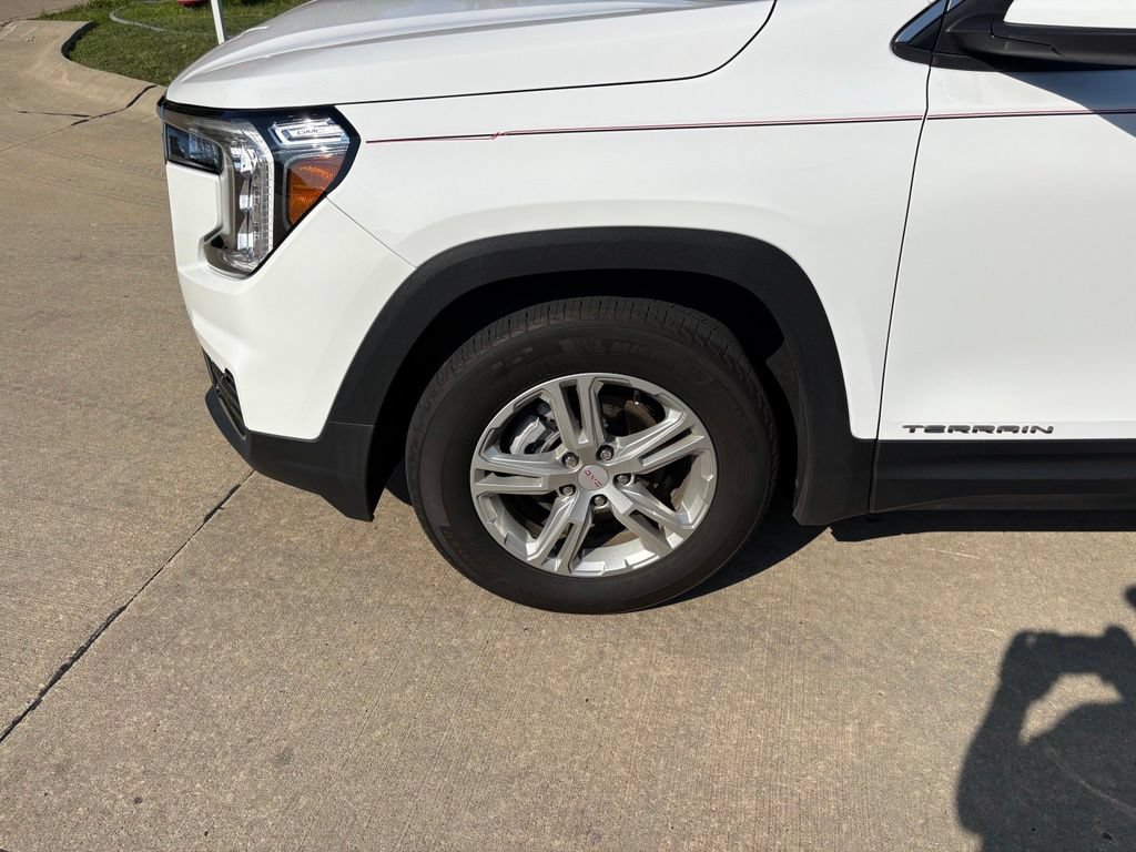 Used 2023 GMC Terrain SLE w/ Driver Convenience Package FWD image 51