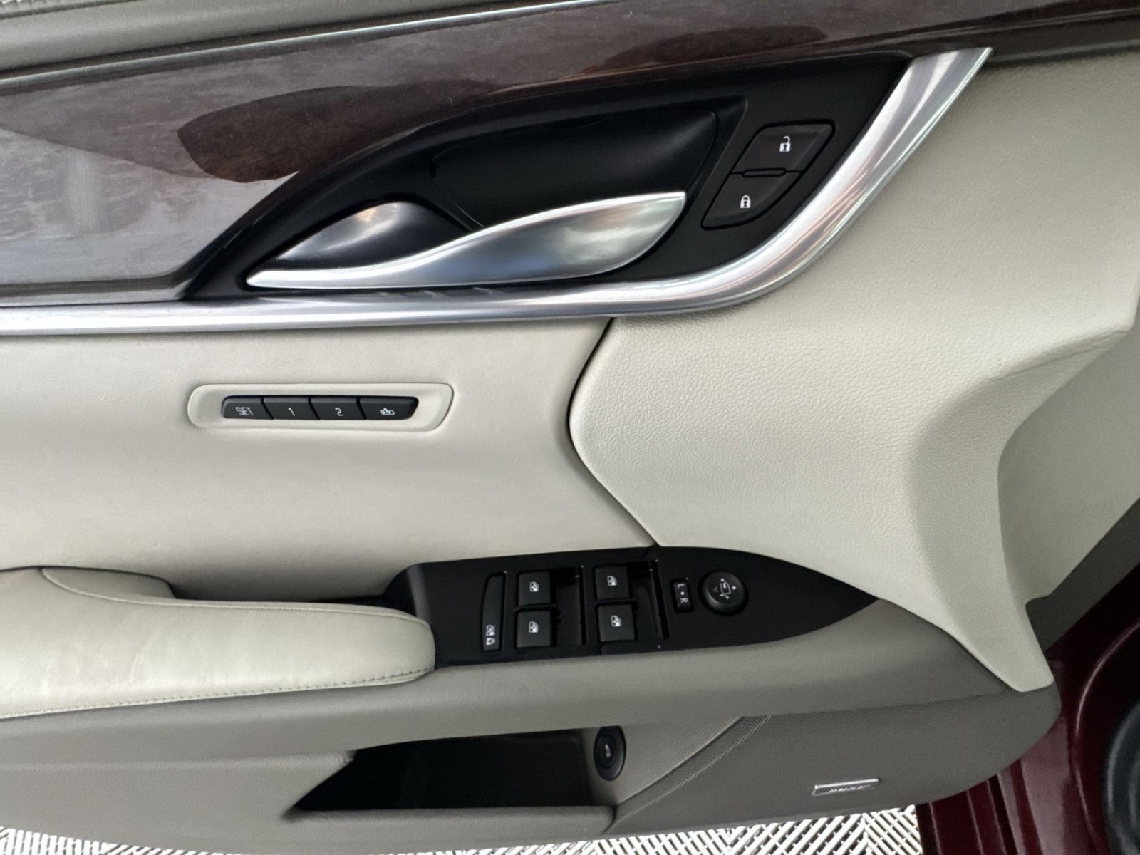 Used 2016 Cadillac XTS Vsport Platinum image 15