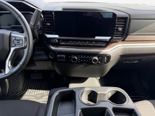 Used 2025 Chevrolet Silverado 1500 LT image 11