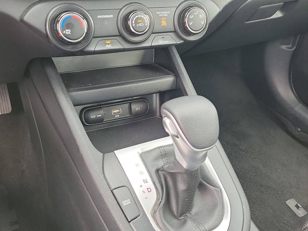 Used 2024 Kia Forte LXS FWD image 17