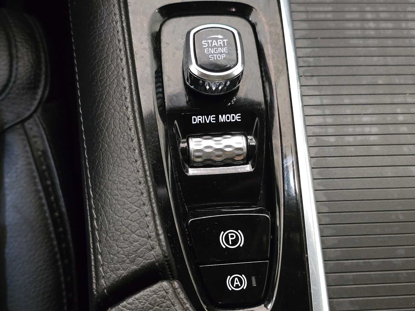 Used 2019 Volvo V90 T5 Cross Country AWD/4WD image 18