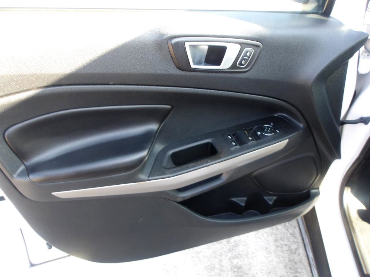 Used 2019 Ford EcoSport Titanium image 18