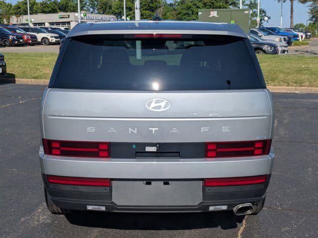 Used 2026 Hyundai Santa Fe SE AWD/4WD image 5