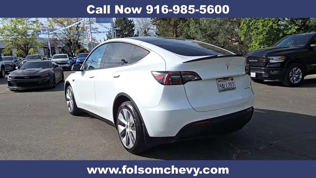 Used 2022 Tesla Model Y Long Range AWD/4WD image 9