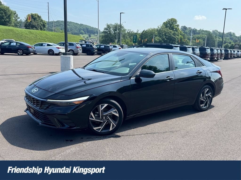 Used 2025 Hyundai Elantra SEL