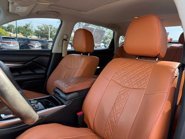 Used 2018 INFINITI Q70 L 3.7 AWD/4WD image 15