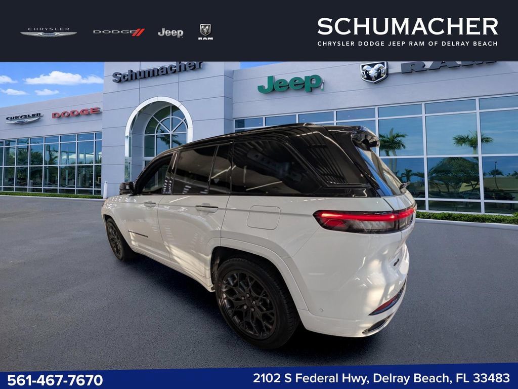 New 2025 Jeep Grand Cherokee Summit AWD/4WD image 17