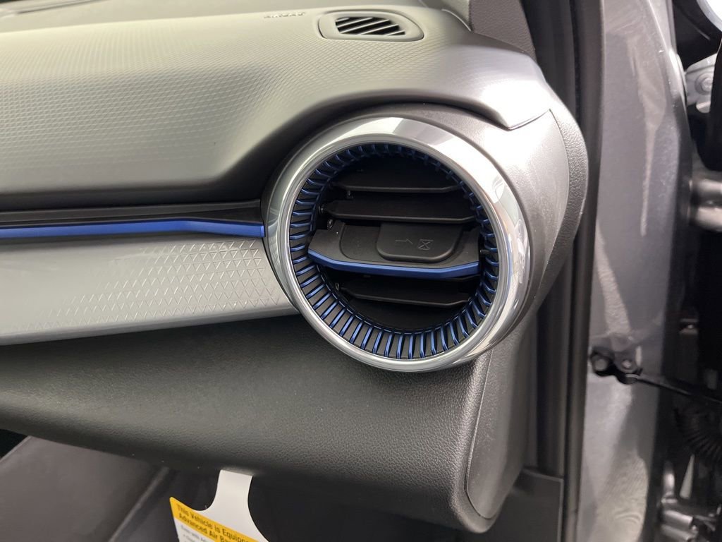 New 2026 Chevrolet Trax LT w/ Driver Confidence Package image 9