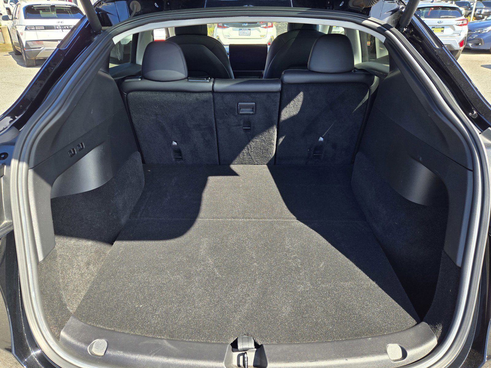Used 2021 Tesla Model Y Long Range AWD/4WD image 26